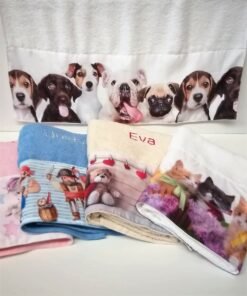 Heel mooie douchelakens met geprinte boord, al of niet gepersonaliseerd